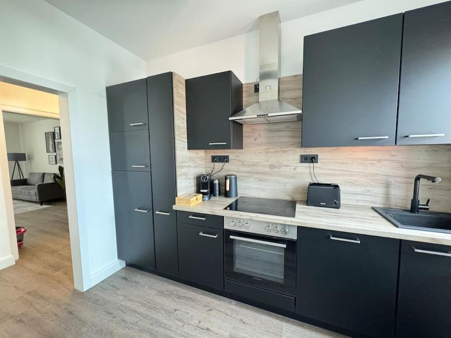220 Qm Penthouse Wohnung Mit Fahrstuhl - Ohne Spa MHG Kültér fotó