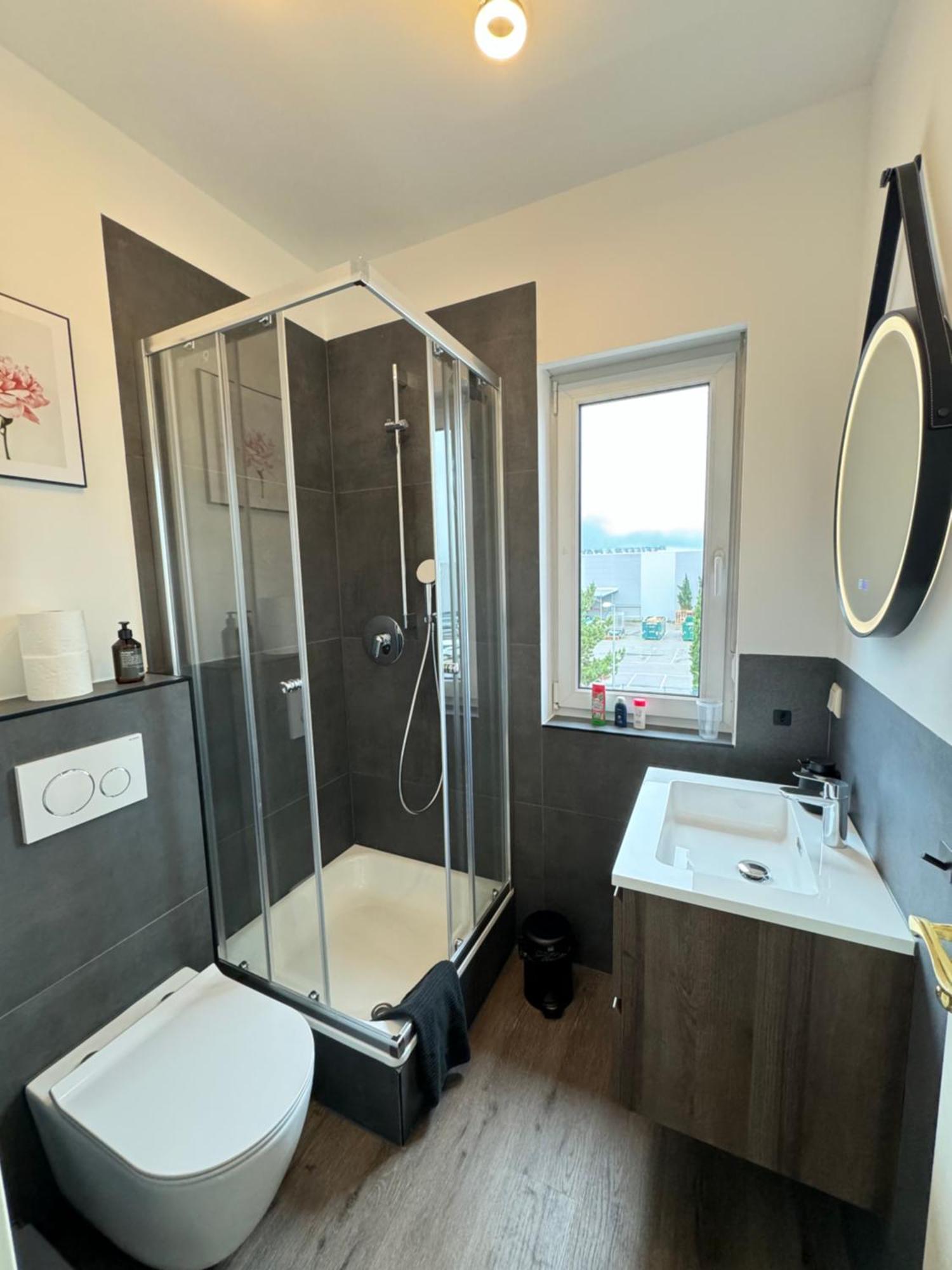 220 Qm Penthouse Wohnung Mit Fahrstuhl - Ohne Spa MHG Kültér fotó
